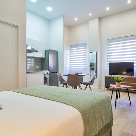 Del Parque Flats Estudio Capuchinos 말라가 외부 사진