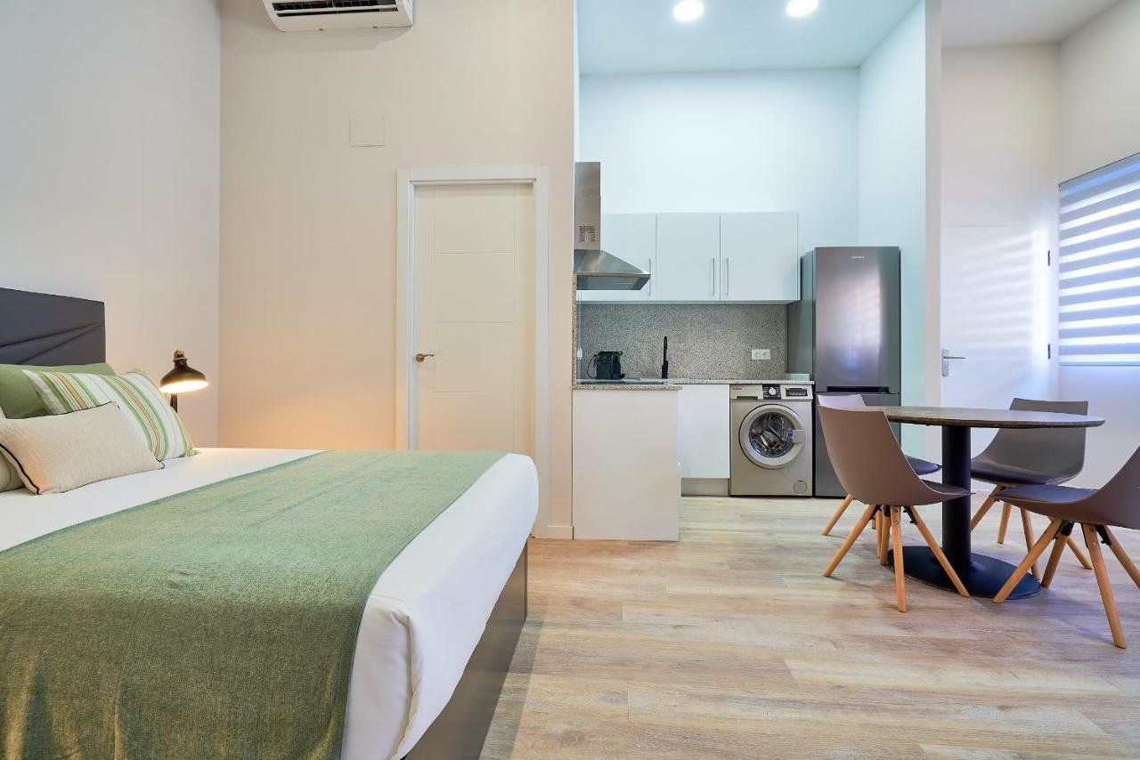 Del Parque Flats Estudio Capuchinos 말라가 외부 사진